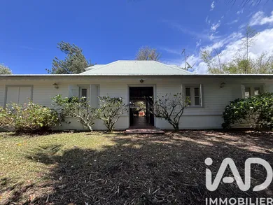 Architectural house in Le Morne-Vert (97226)