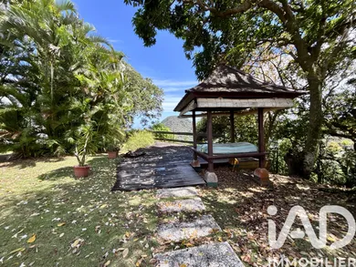 Architectural house in Le Morne-Vert (97226)