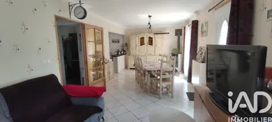 Maison traditionnelle à Clermont-Créans (72200)