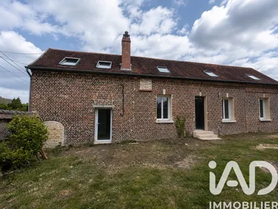 Maison de village à Auneuil (60390)