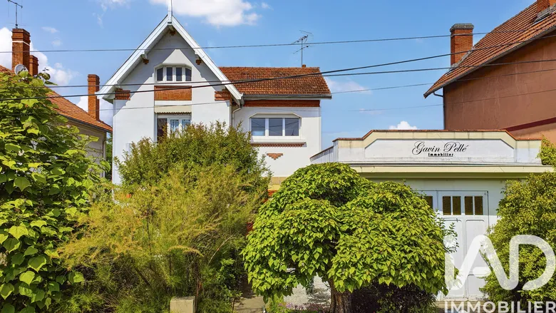 Maison 6 pièces 165 m² · à Carmaux · 165 m² · 198 000 €