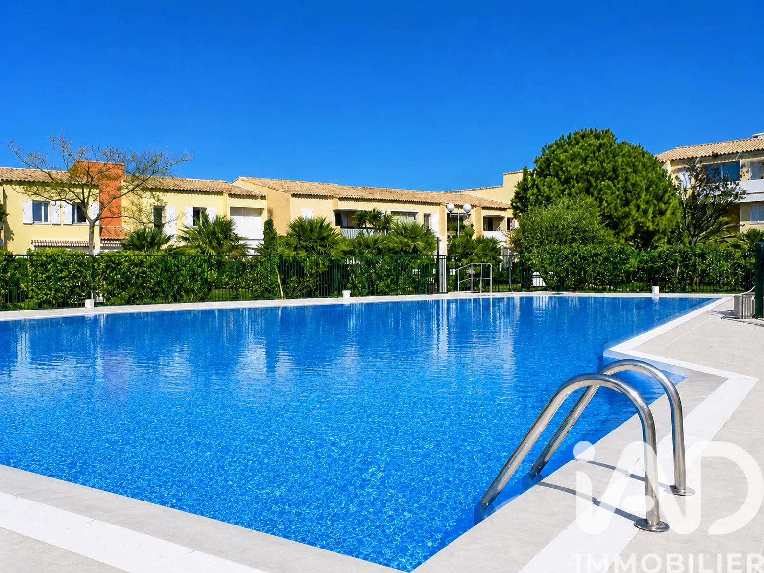 Vente appartement à Cassis (13260) : appartement 2 pièces 36 m² — 3