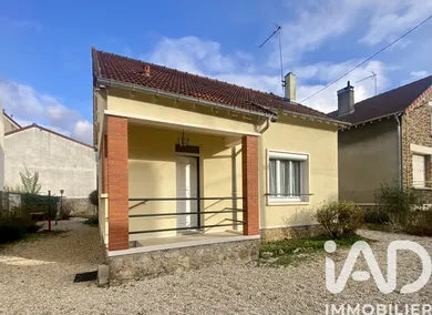Traditional house in Trappes (78190)