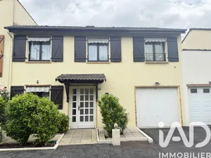 House in Savigny-le-Temple (77176)