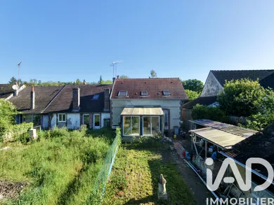 Village house in Château-Renard (45220)