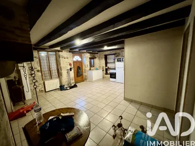 Maison de village à Treignat (03380)