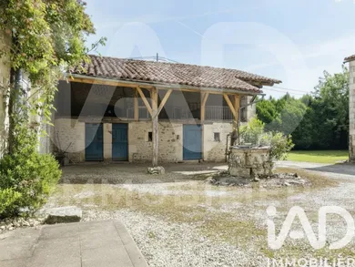 House in Chasseneuil-sur-Bonnieure (16260)