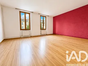 Apartment in Châtel-Guyon (63140)