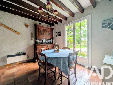 Traditional house in Le Porge (33680)