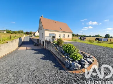 Detached house in Eaucourt-sur-Somme (80580)