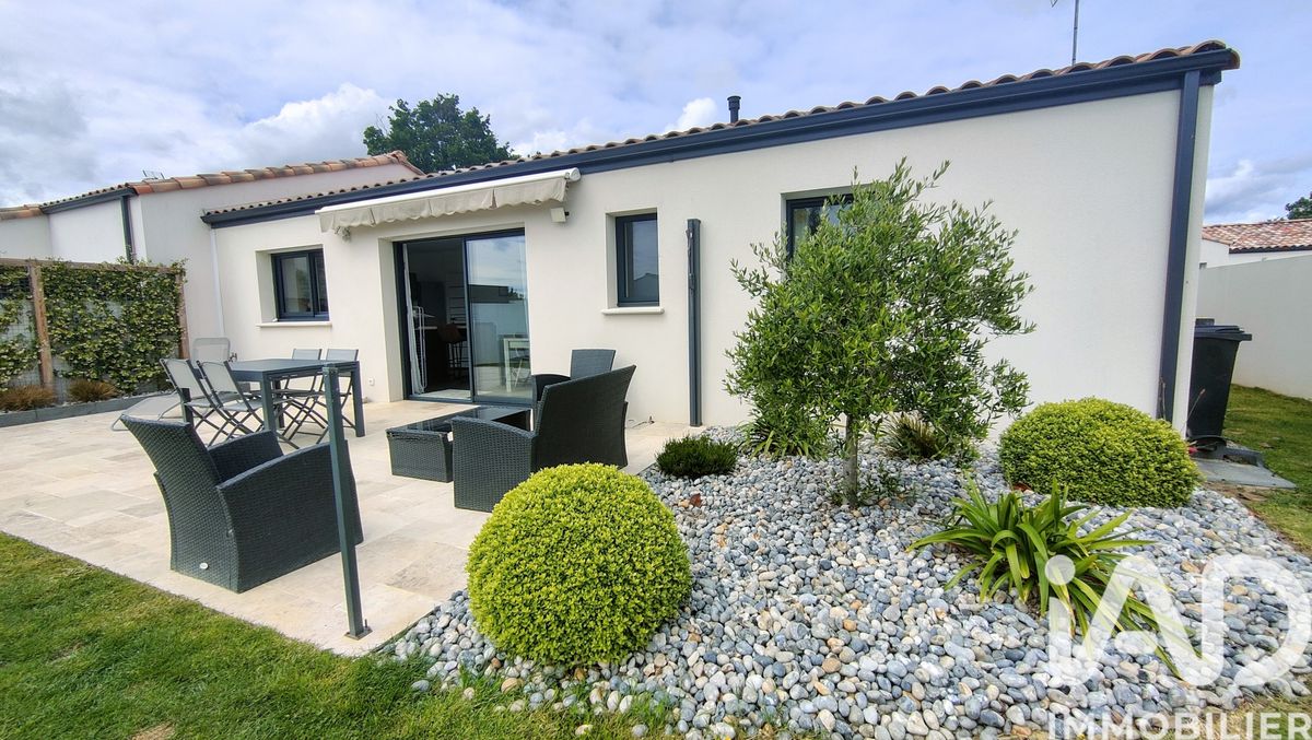maison à Grosbreuil