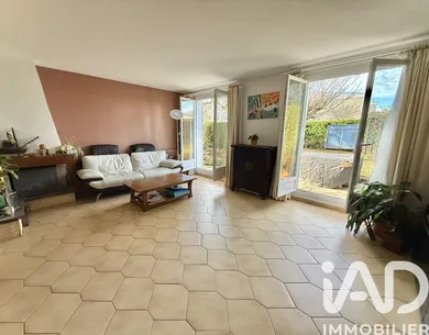 Maison à Montigny-le-Bretonneux (78180)