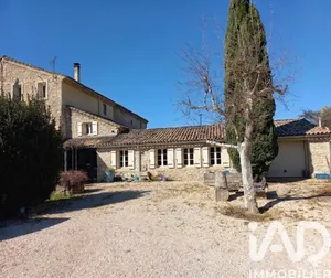 Mas in L'Isle-sur-la-Sorgue (84800)