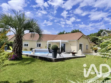 House in Serres-Castet (64121)