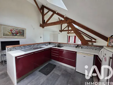 Townhouse in Saint-Avertin (37550)