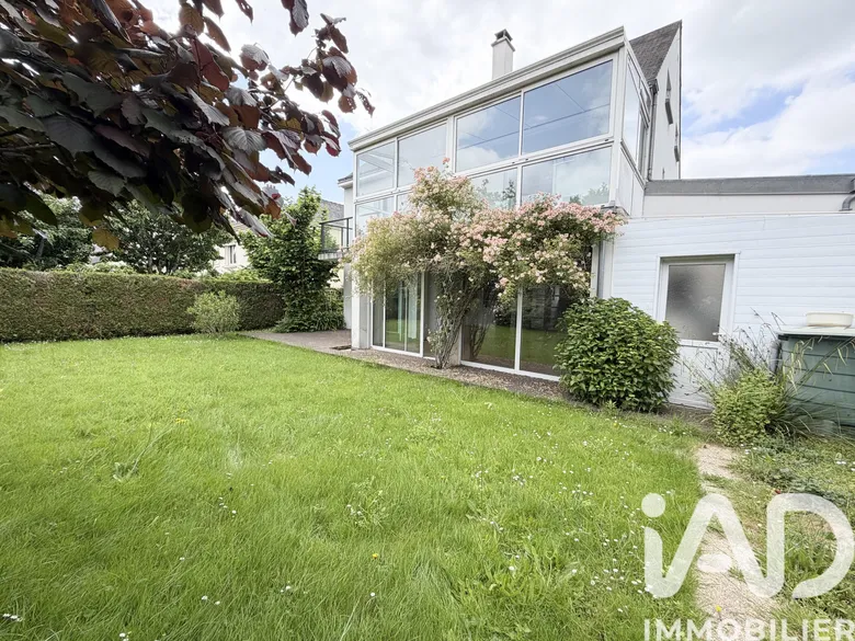 Maison 8 pièces 225 m² · à Saint-Herblain · 225 m² · 549 000 €