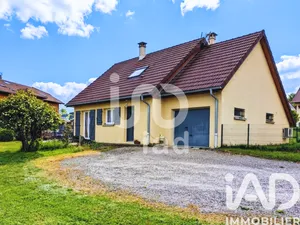 Traditional house in Orchamps-Vennes (25390)