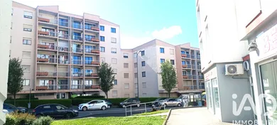 Apartment in Firminy (42700)