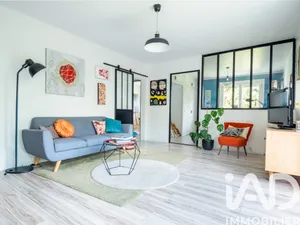 Apartment in Rezé (44400)