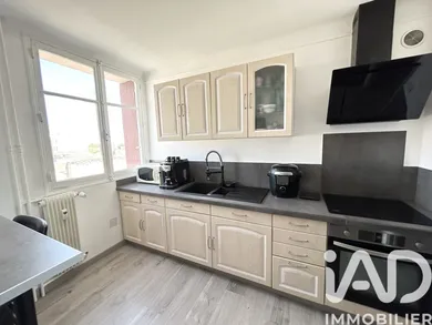 Apartment in Nîmes (30000)