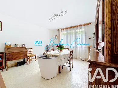 Apartment in Houilles (78800)