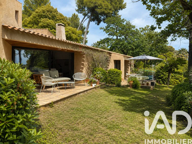 Vente maison à Hyères (83400) : maison d'architecte 6 pièces 174 m² - 2026291 — 8