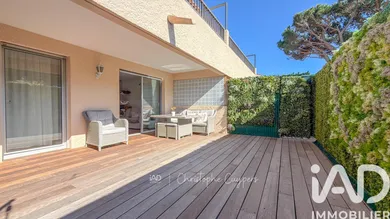 Apartment in Saint-Raphaël (83700)