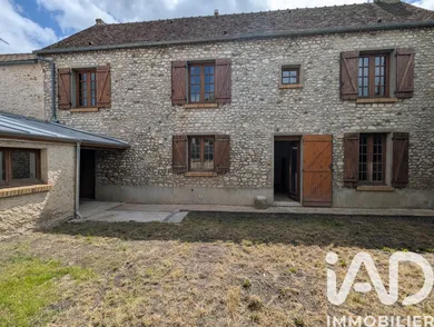 Maison de village à Dammartin-en-Serve (78111)