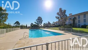 Apartment in Roquebrune-sur-Argens (83520)