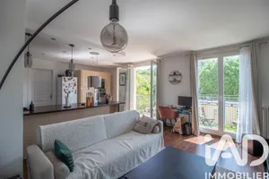Apartment in Bougival (78380)