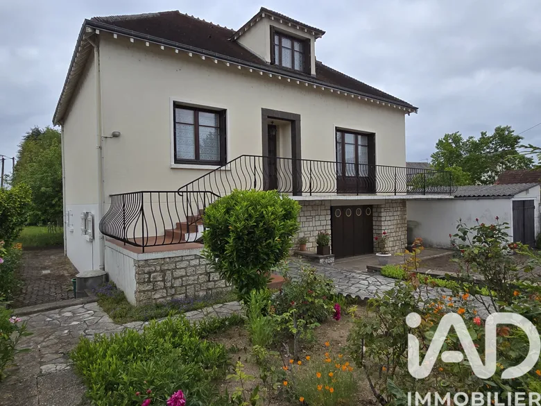 Maison 5 pièces 129 m² · à Blois · 129 m² · 218 000 €