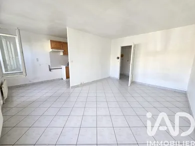 Apartment in Bezons (95870)
