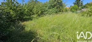 Land in Saint-Bonnet-près-Riom (63200)