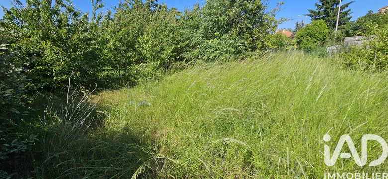 Terrain 549 m² · à Saint-Bonnet-près-Riom · 549 m² · 66 000 €