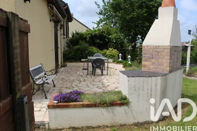 House in Mayenne (53100)