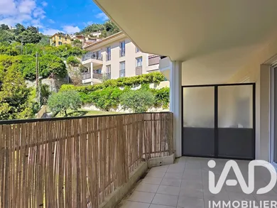 Appartement à Menton (06500)