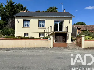 Traditional house in Doué-en-Anjou (49700)