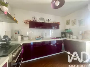 Apartment in Les Ulis (91940)