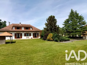 Traditional house in Saint-Siméon-de-Bressieux (38870)
