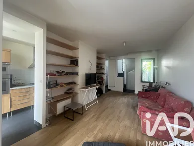 Traditional house in Suresnes (92150)
