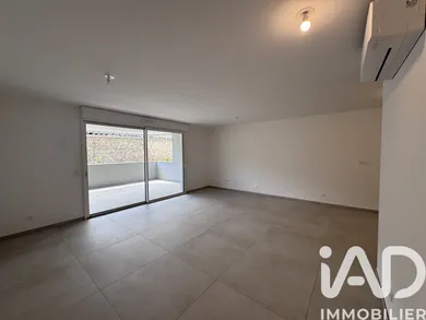 Apartment in Baillargues (34670)