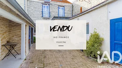 House in Thiverval-Grignon (78850)