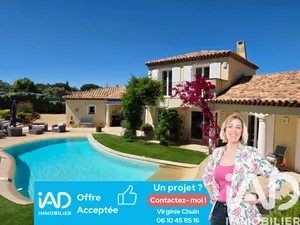 Maison à Roquebrune-sur-Argens (83520)