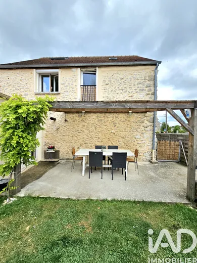 Maison de village à Saint-Mars-Vieux-Maisons (77320)