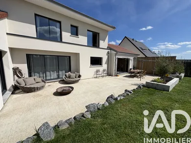 Maison à Villers-Bocage (80260)