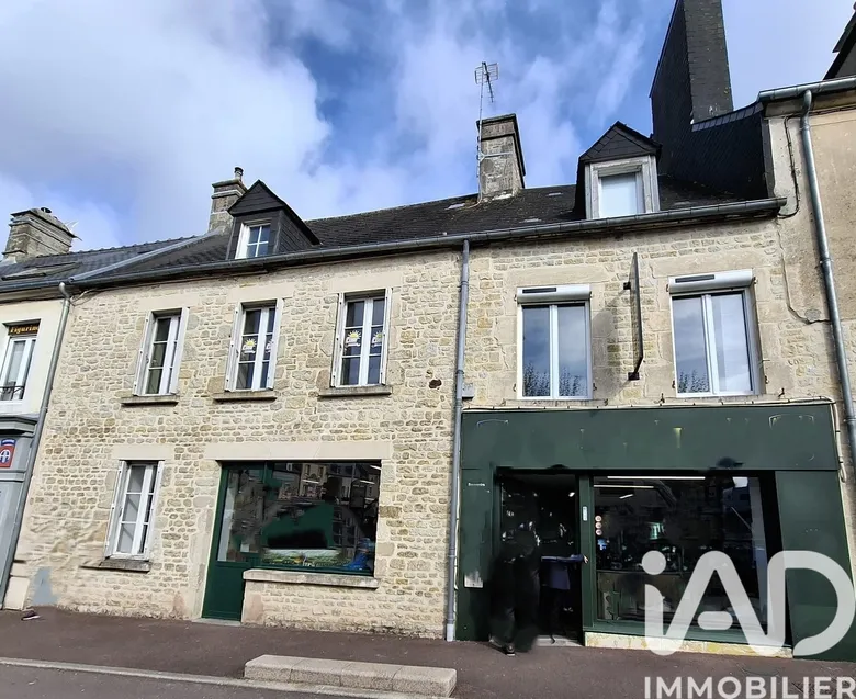 Divers Commerces à Sainte-Mère-Église (50480) · 100 m² · 23 600 €