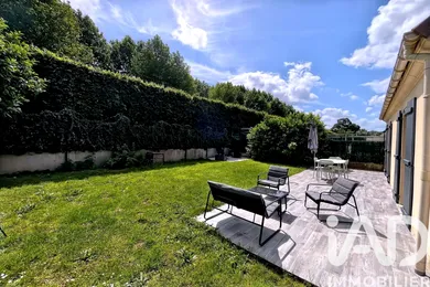 Maison traditionnelle à Sivry-Courtry (77115)