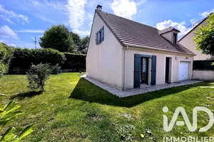 Maison traditionnelle à Sivry-Courtry (77115)
