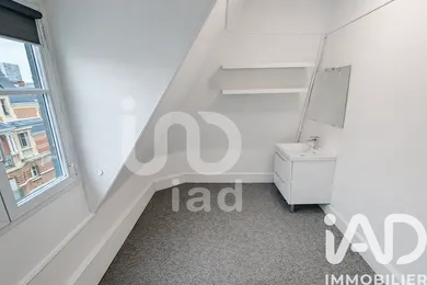 Apartment in Paris (75015)