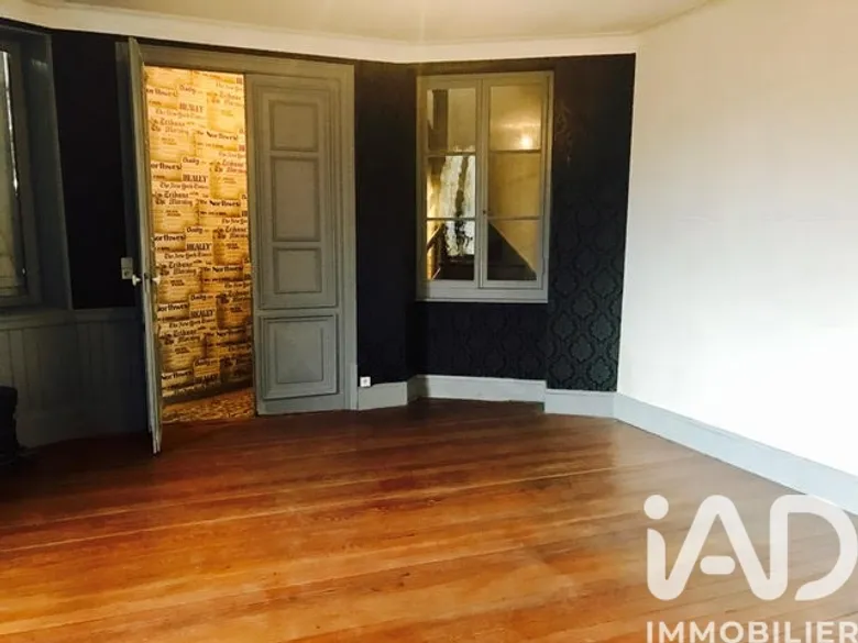 Maison 3 pièces 107 m² · à Dole · 106,9 m² · 167 000 €